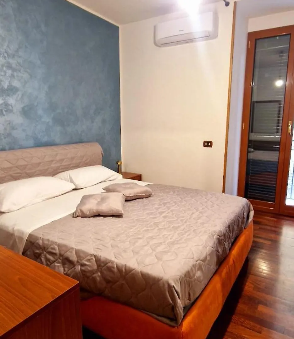 Apartment De Lux'S Home Naples
